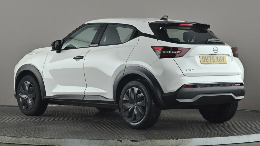 Nissan Juke 1.0 Dig-t Acenta Premium Dct DU75XUV White #4
