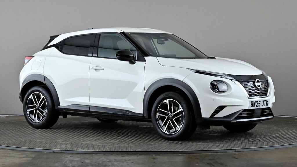 Nissan Juke 1.6 Hybrid N-connecta White