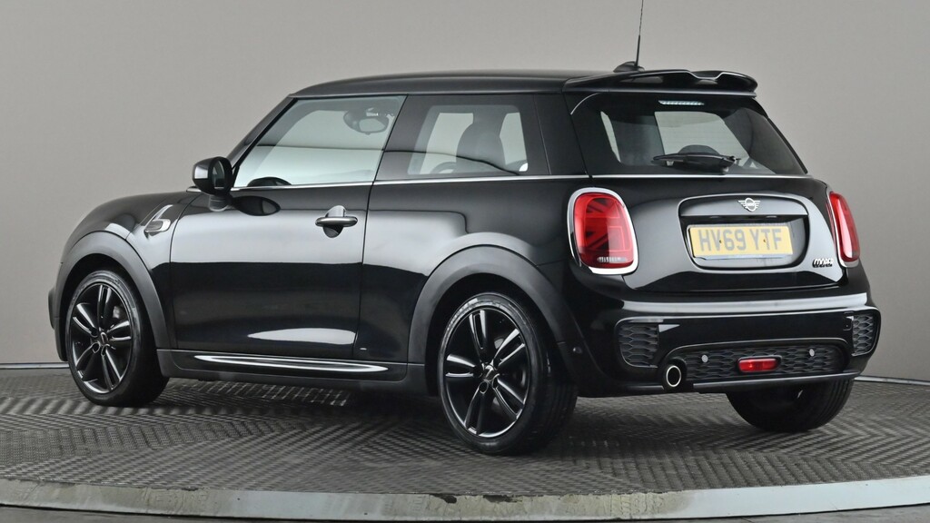 Mini Hatch 1.5 Cooper Sport II HV69YTF Black #4