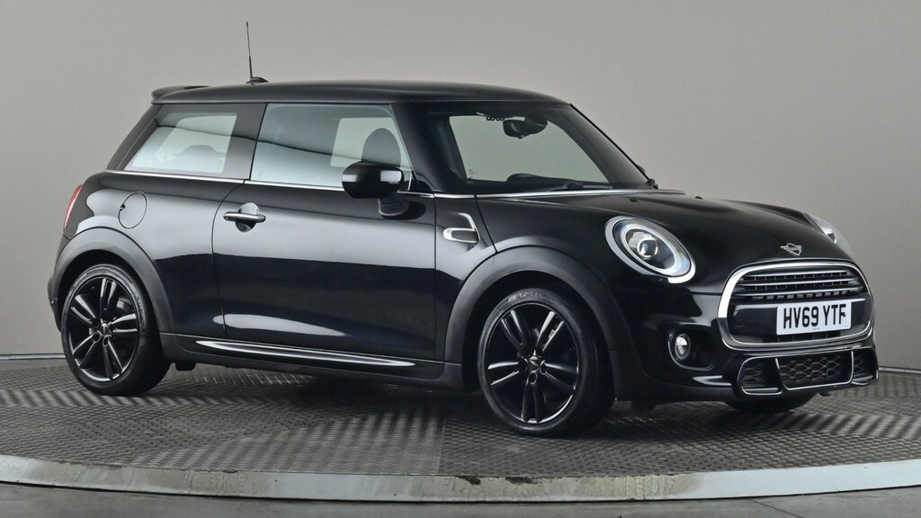 Mini Hatch 1.5 Cooper Sport II Black