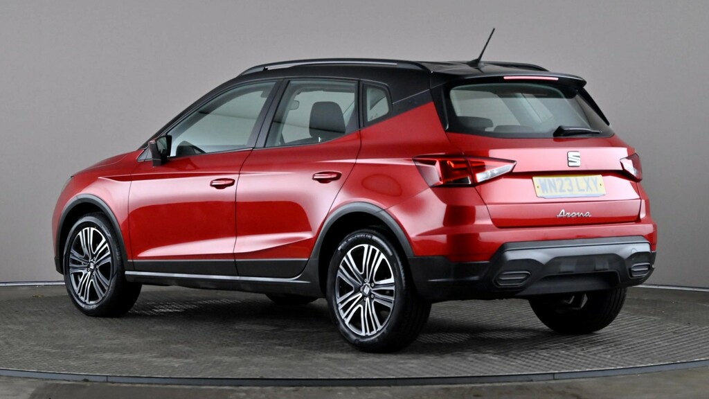 Seat Arona 1.0 Tsi 110 Se Technology Dsg WN23LXY Red #4