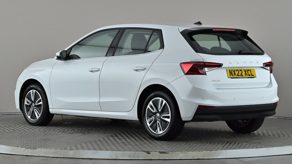 Skoda Fabia 1.0 Tsi 110 Se L Dsg NX22XCL White #4
