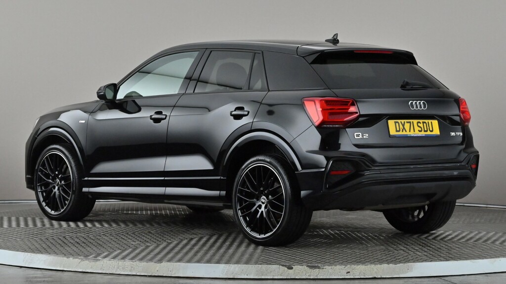 Audi Q2 35 Tfsi Black Edition DX71SDU Black #4
