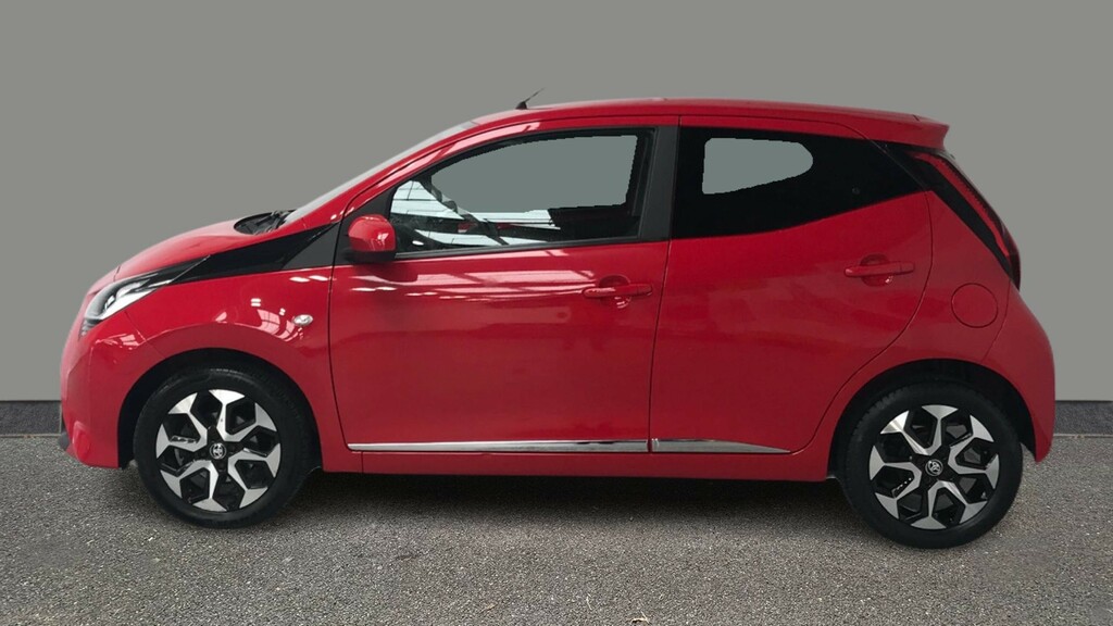 Toyota Aygo 1.0 Vvt-i X-plore HV68UOP Red #3