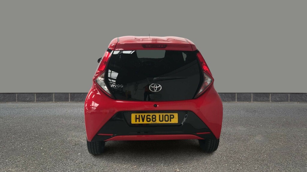 Toyota Aygo 1.0 Vvt-i X-plore HV68UOP Red #5