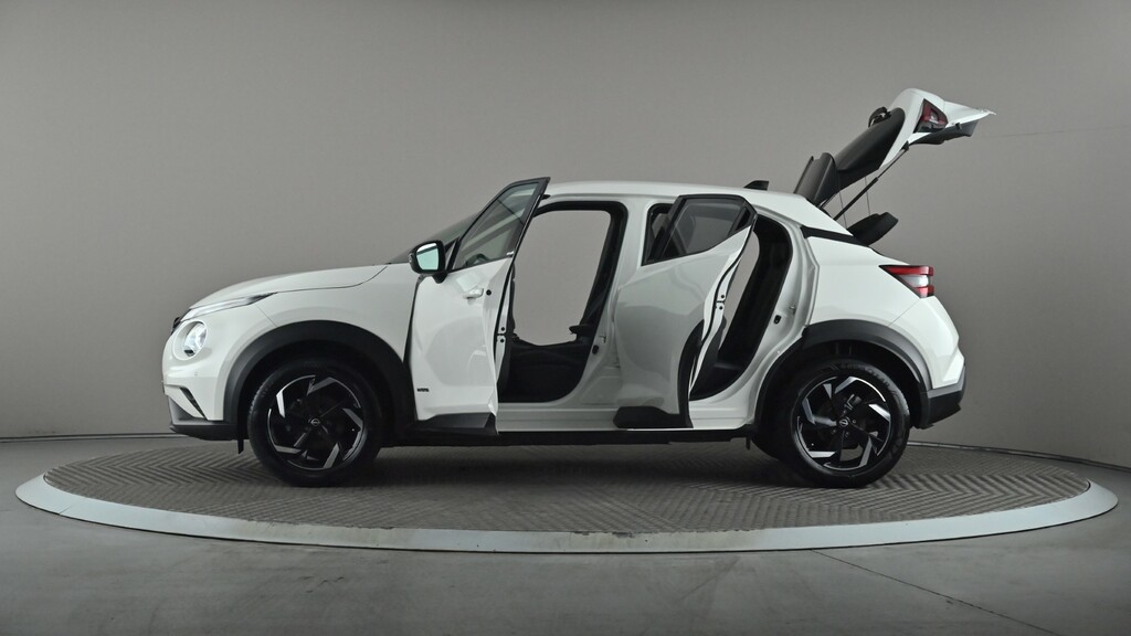 Nissan Juke 1.6 Hybrid N-connecta DV24EVK White #5