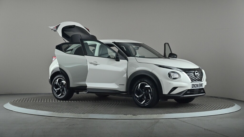 Nissan Juke 1.6 Hybrid N-connecta DV24EVK White #4