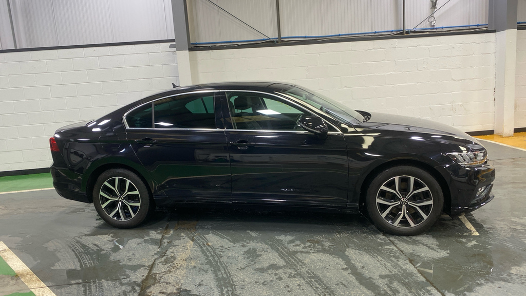 Volkswagen Passat 1.5 Tsi Evo Sel Dsg MA21XDM Black #2