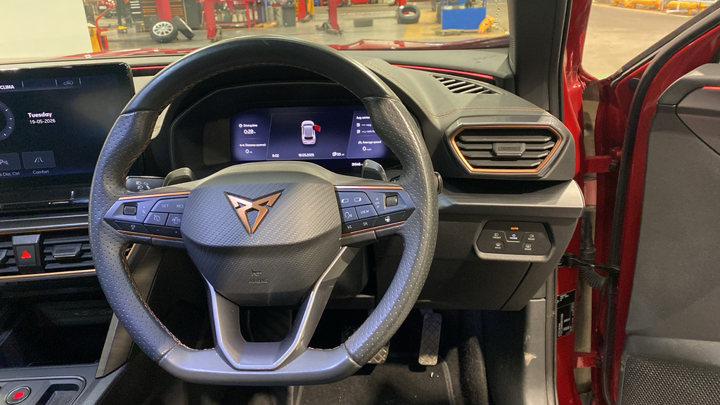 Cupra Formentor 1.4 Ehybrid 204 V2 Dsg KO24WCE Red #3