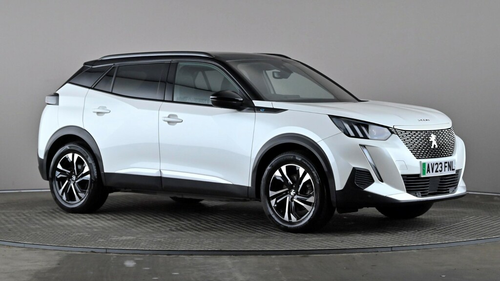 Peugeot e-2008 100Kw Gt 50Kwh White