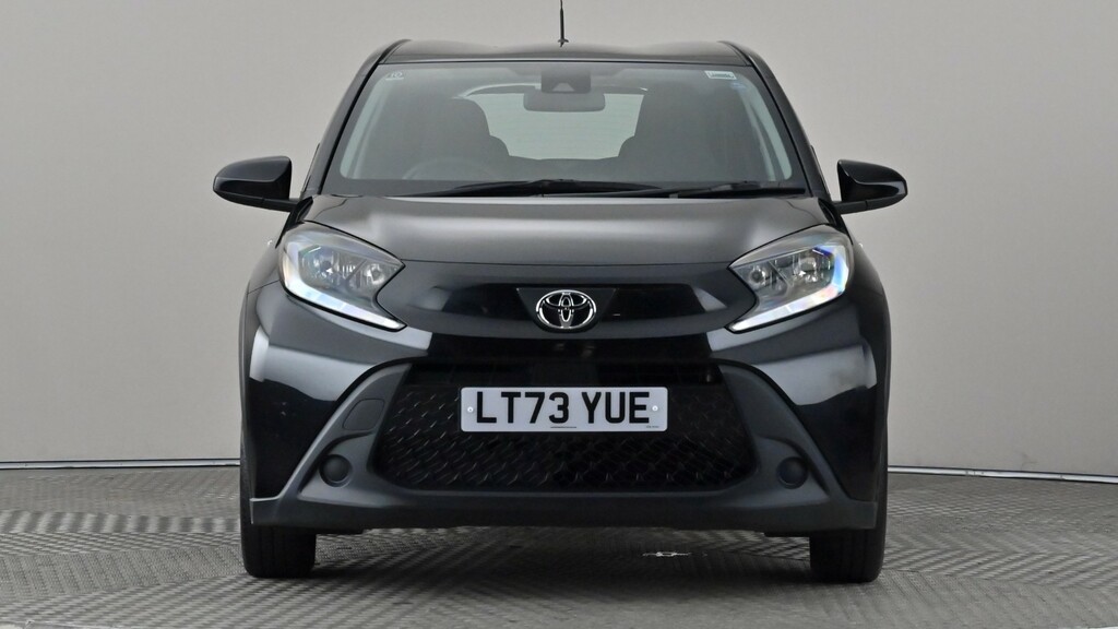 Toyota Aygo X 1.0 Vvt-i Pure LT73YUE Black #2