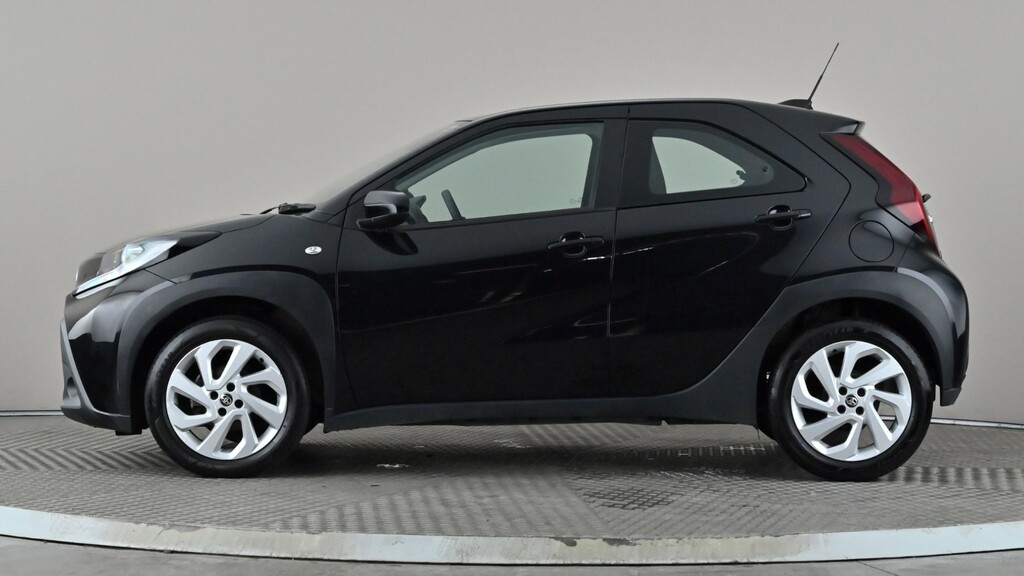 Toyota Aygo X 1.0 Vvt-i Pure LT73YUE Black #3