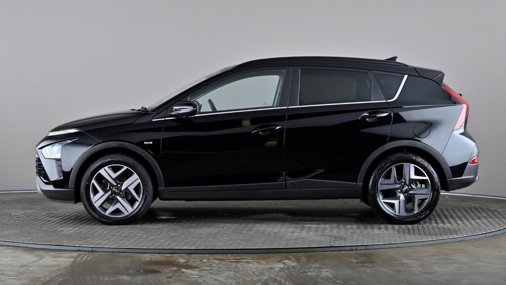 Hyundai Bayon 1.0 Tgdi 48V Mhev Premium Dct LV23RDO Black #3