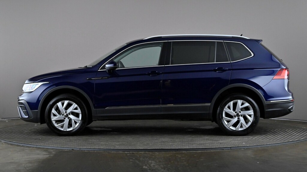 Volkswagen Tiguan Allspace 1.5 Tsi Life Dsg 7 Seats WG72FVR Blue #3