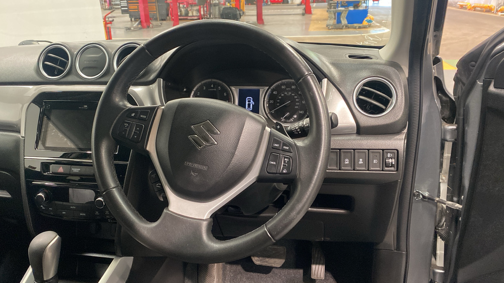 Suzuki Vitara 1.6 Sz-t GL18OXF Black #3