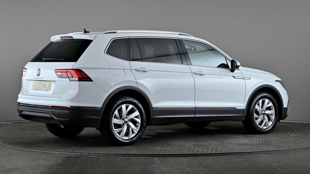 Volkswagen Tiguan Allspace 1.5 Tsi Life 7 Seats SA72NNJ White #6
