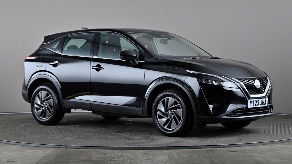 Nissan Qashqai 1.3 Dig-t Mh Acenta Premium Black