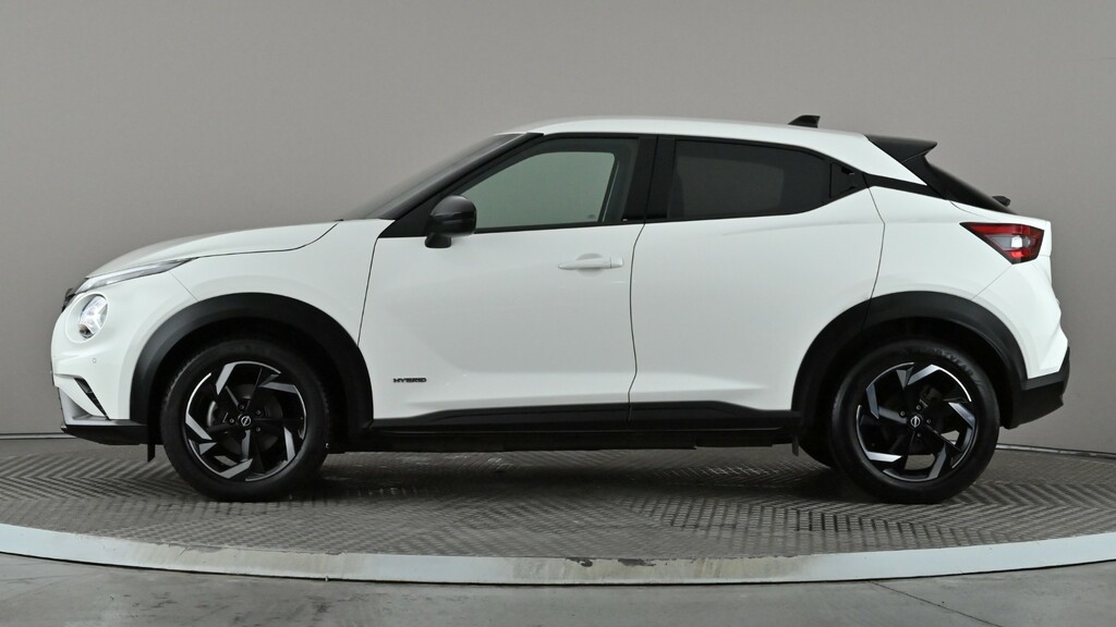 Nissan Juke 1.6 Hybrid N-connecta BK23OAC White #3
