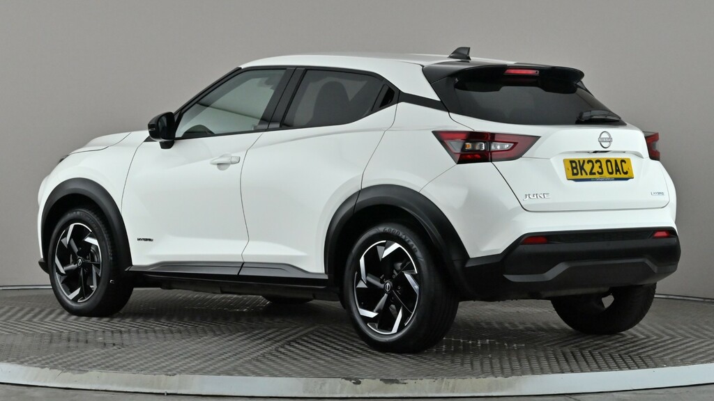 Nissan Juke 1.6 Hybrid N-connecta BK23OAC White #4