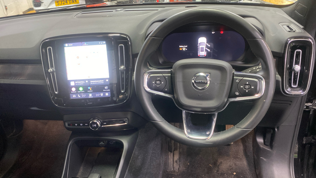 Volvo XC40 170Kw Recharge Ultimate 69Kwh GN23RSZ Black #6