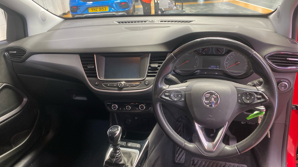 Vauxhall Crossland X 1.2T Ecotec 110 Se 6 Speed Ss CE19UOU Red #6