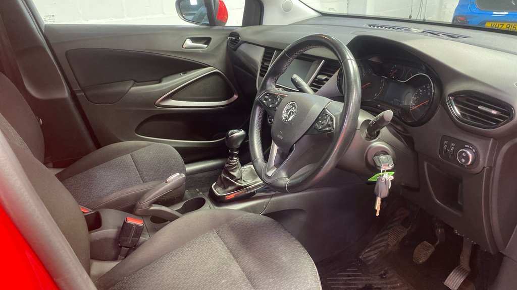Vauxhall Crossland X 1.2T Ecotec 110 Se 6 Speed Ss CE19UOU Red #4