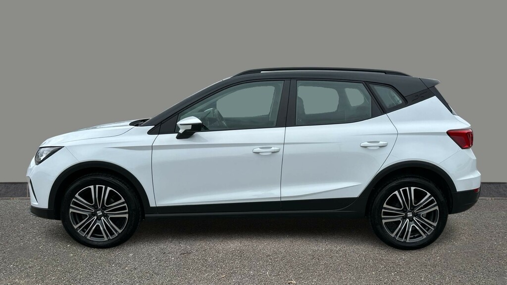 Seat Arona 1.0 Tsi Se YB23OAO White #3