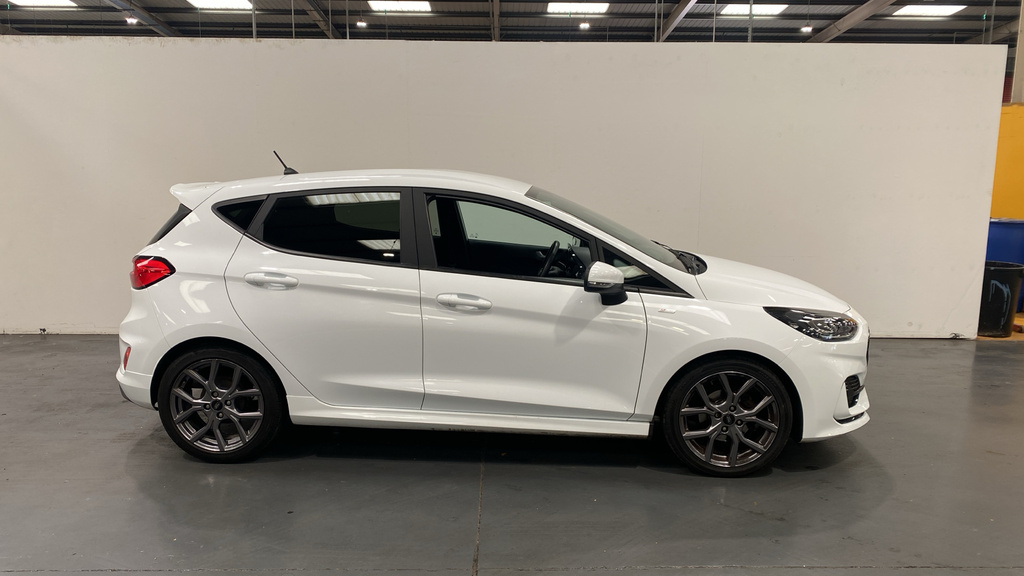 Ford Fiesta 1.0 Ecoboost Hybrid Mhev 125 St-line YF73KNS White #2