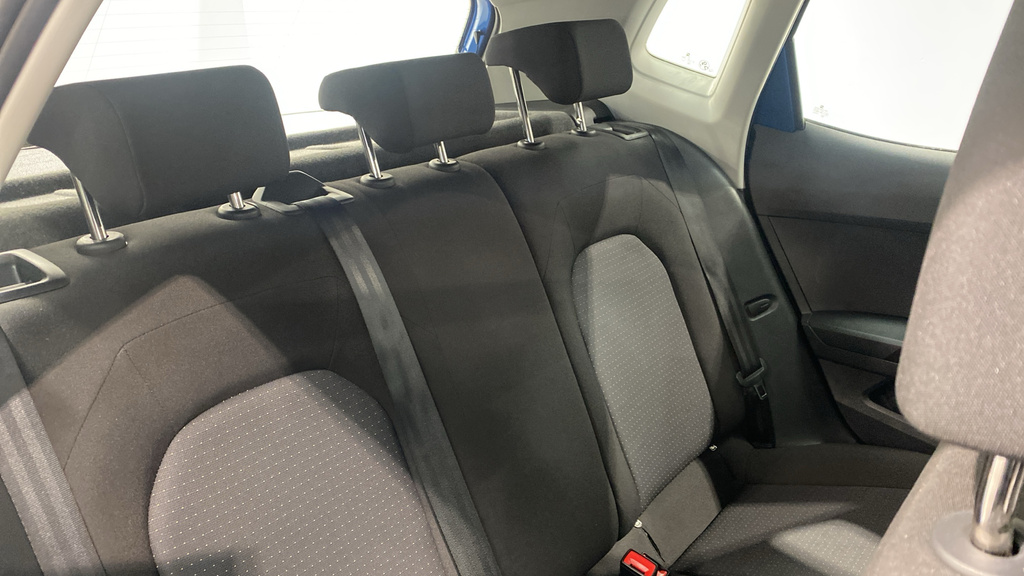 Seat Arona 1.0 Tsi 110 Se Technology Dsg GV23AWU Blue #4