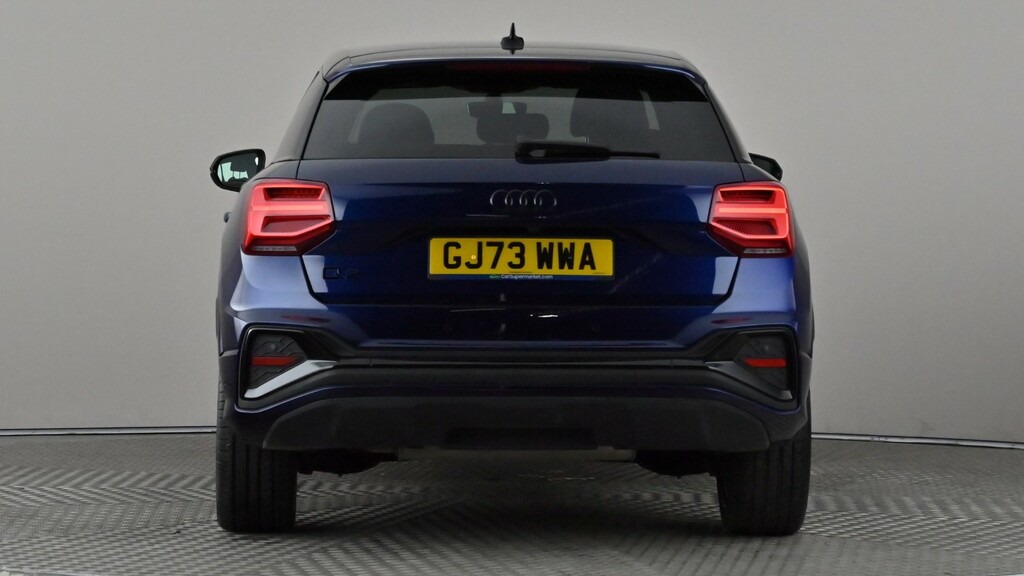 Audi Q2 35 Tfsi Black Edition GJ73WWA Blue #5