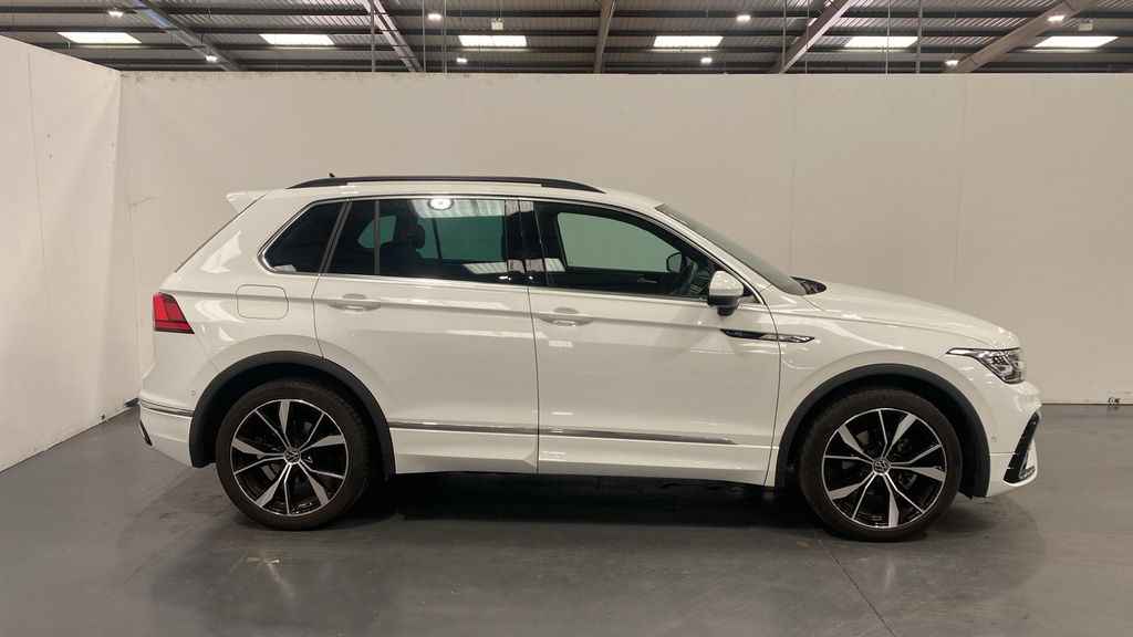 Volkswagen Tiguan 1.5 Tsi 150 R-line Dsg VO23UFH White #2