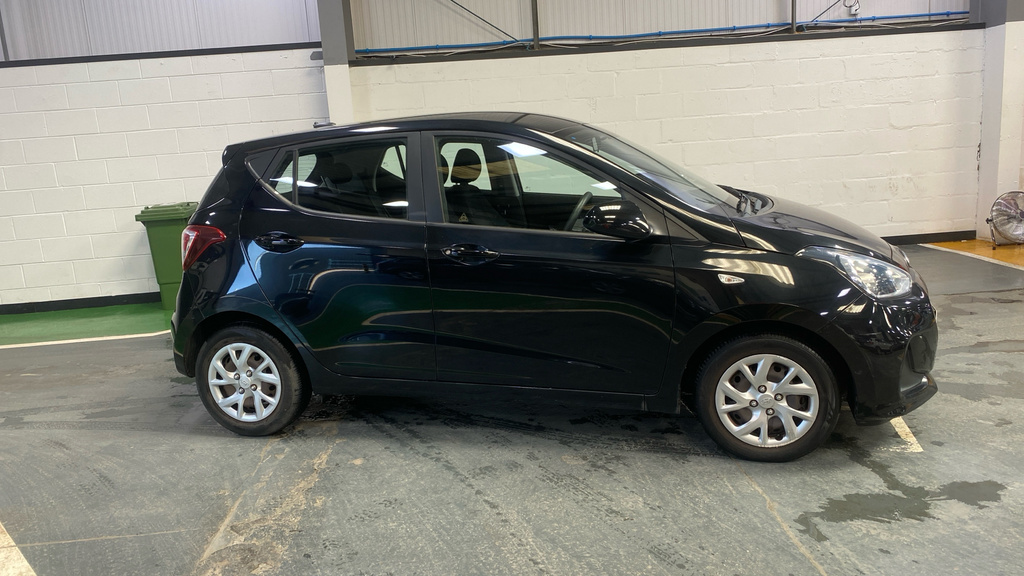 Hyundai I10 1.2 Se EY18BFP Black #2