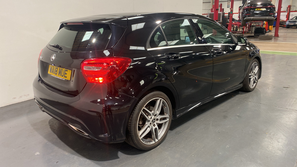 Mercedes-Benz A Class A160 Amg Line Black #5