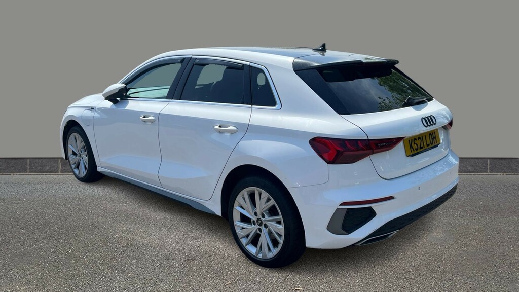 Audi A3 40 Tfsi E S Line S Tronic KS21LOH White #4