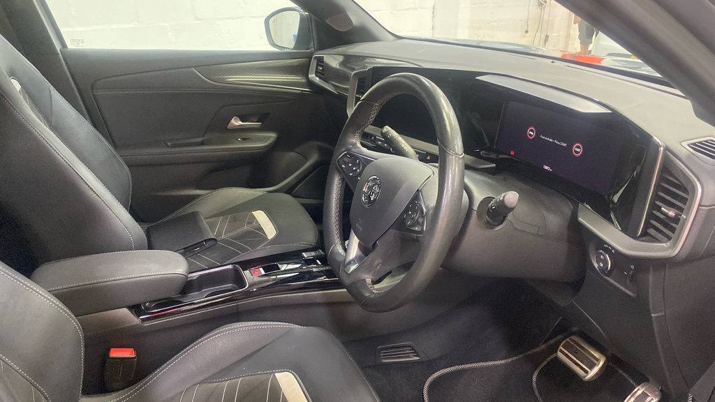 Vauxhall Mokka-e 100Kw Ultimate 50Kwh MW23BMZ Grey #4