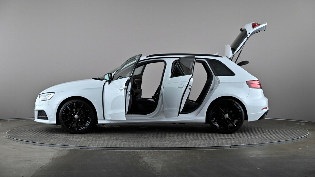 Audi A3 1.5 Tfsi Black Edition S Tronic LX67XCR White #6