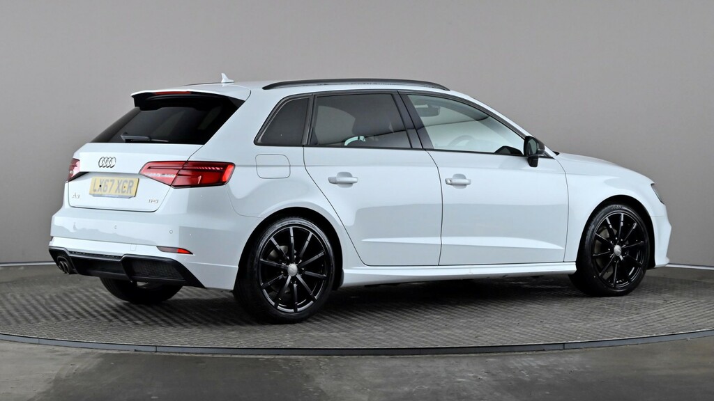 Audi A3 1.5 Tfsi Black Edition S Tronic LX67XCR White #5
