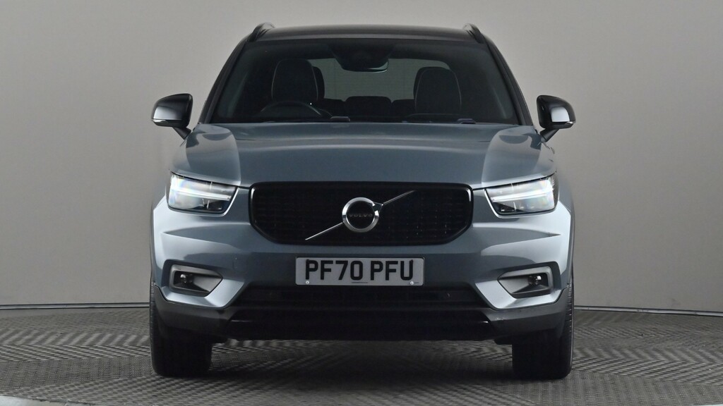 Volvo XC40 2.0 B4p R Design PF70PFU Grey #2