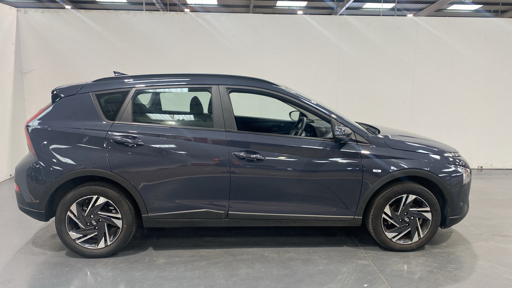 Hyundai Bayon 1.0 Tgdi 48V Mhev Se Connect Dct KV73DSZ Grey #2