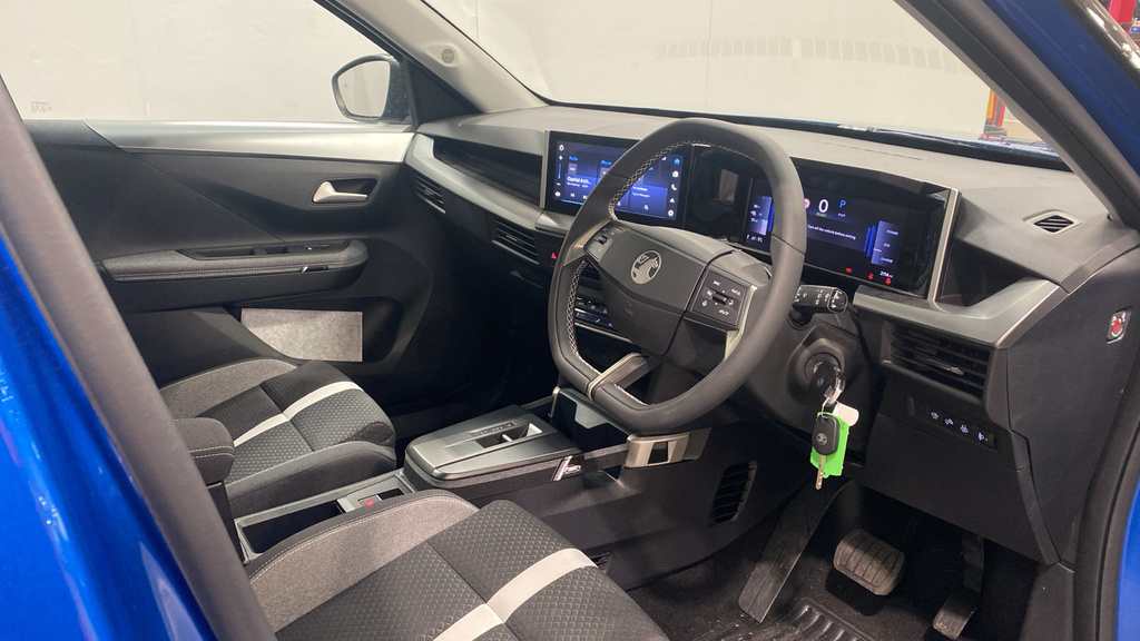Vauxhall Frontera 83Kw Gs 44Kwh HG75FFU Blue #3