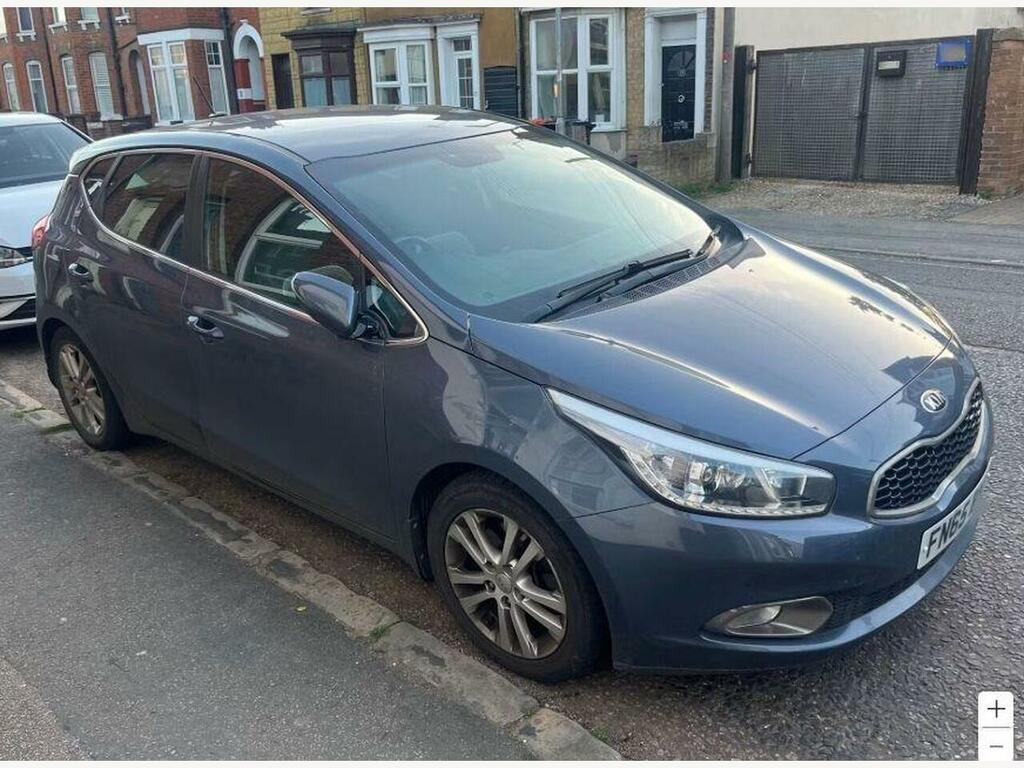Kia Ceed 1.6 Gdi Ecodynamics 3 Euro 5 Ss Blue
