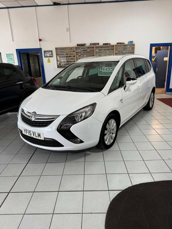 Vauxhall Zafira Tourer 2.0 Cdti Se Mpv Euro 5 130 Ps YF15VLM White #2