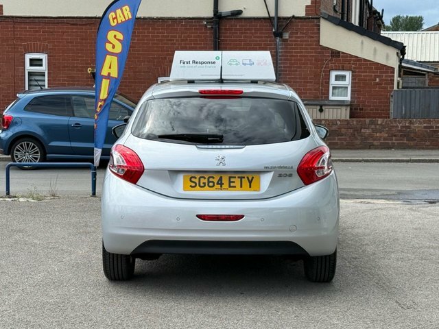 Peugeot 208 1.2 Vti Puretech Style Hatchback Silver #4