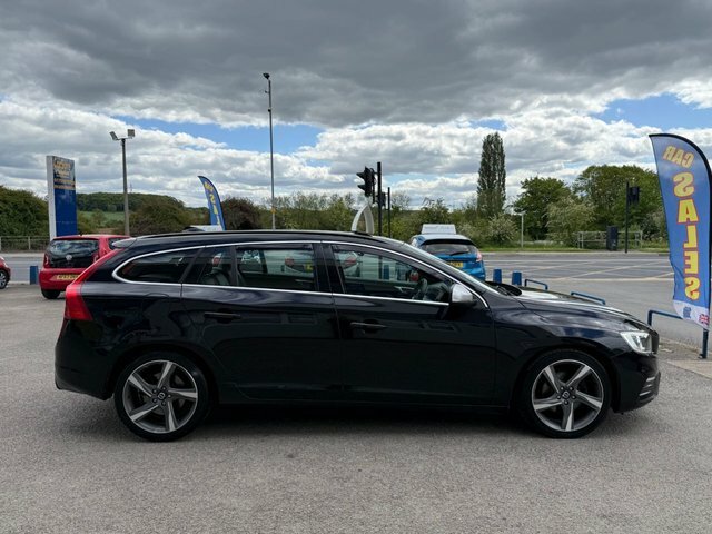 Volvo V60 2.0 D4 R-design Nav Estate Euro Black #6