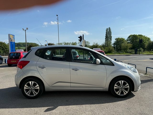 Kia Venga 1.4 2 Mpv Euro 6 Ss 89 Bhp Silver #6