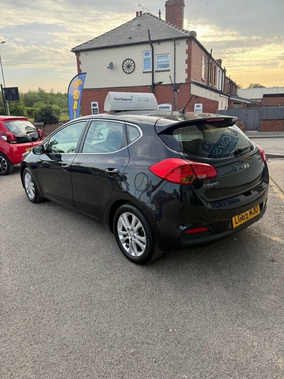 Kia Ceed 1.6 Gdi Ecodynamics 2 Hatchback Black #5