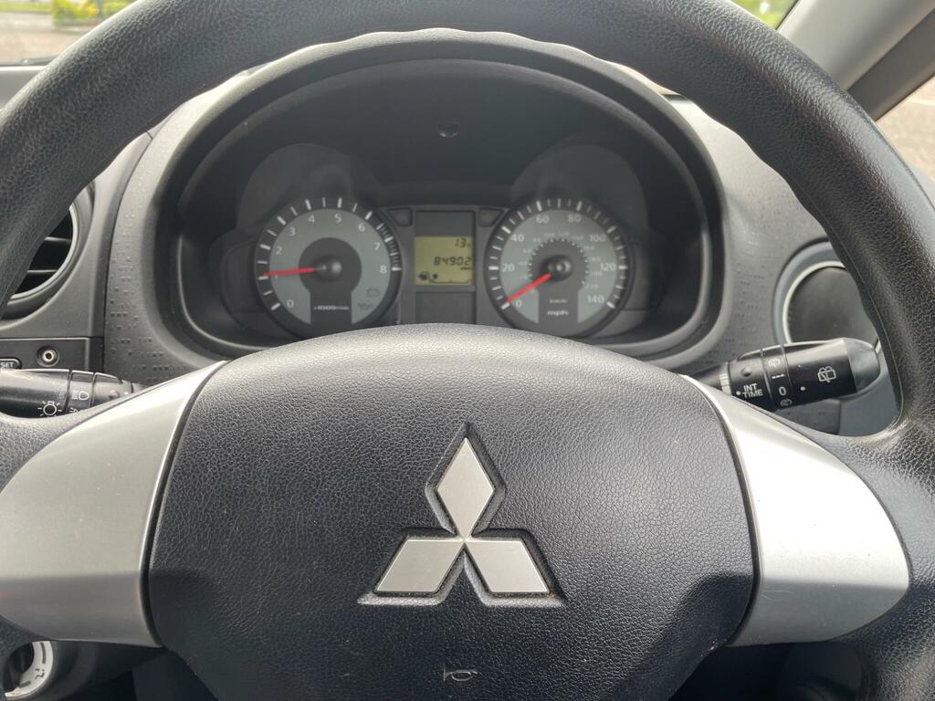 Mitsubishi Colt 1.3 Cz2 Euro 5 White #13