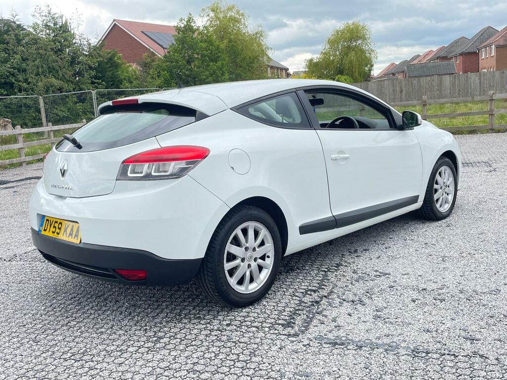 Renault Megane 1.6 16V Expression Euro 5 White #6