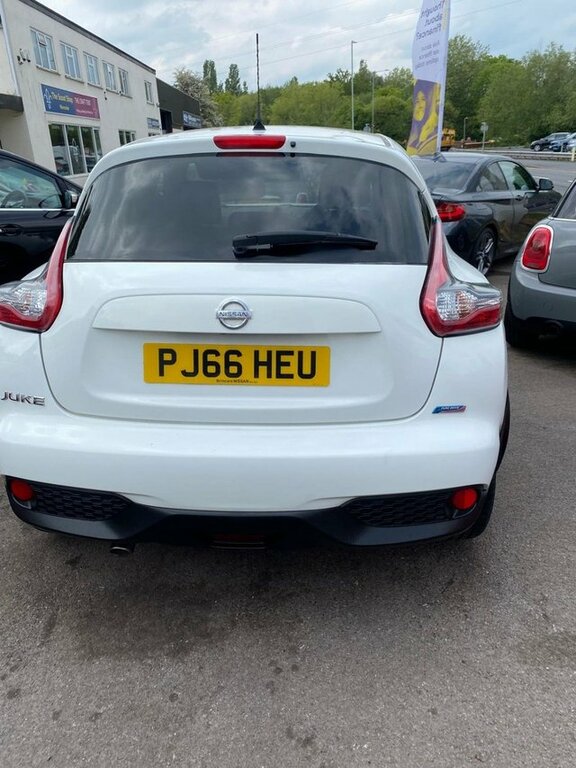 Nissan Juke 2016 1.5 Dci N-connecta Suv Euro PJ66HEU White #2