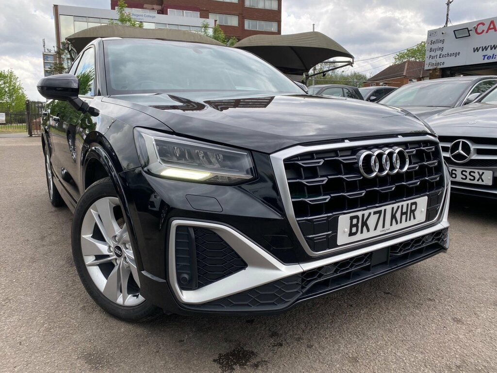 Audi Q2 1.5 Tfsi Cod 35 S Line Suv S Tronic Eur BK71KHR Black #4